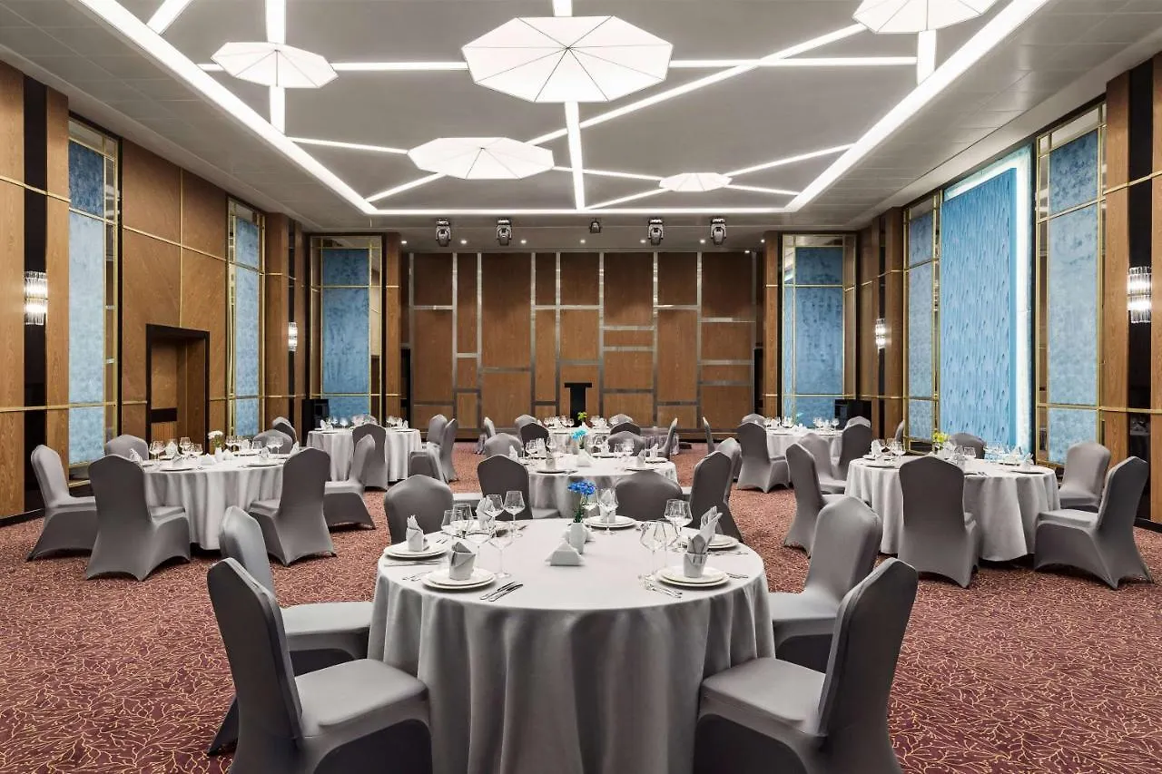 Wyndham Garden Baku Hotel