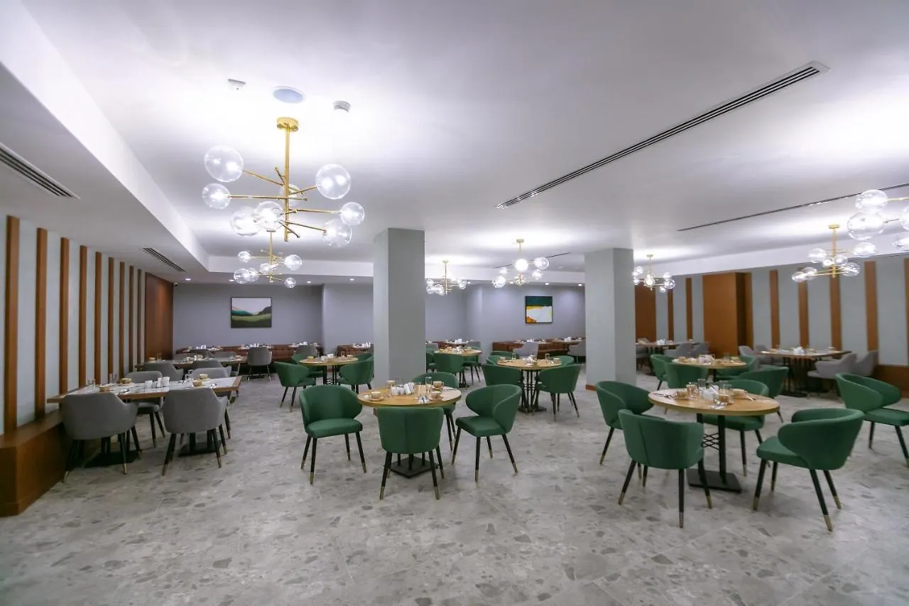 Wyndham Garden Baku 호텔