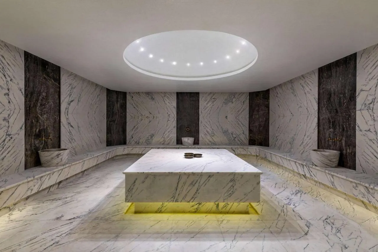 Wyndham Garden Baku 호텔 5*,